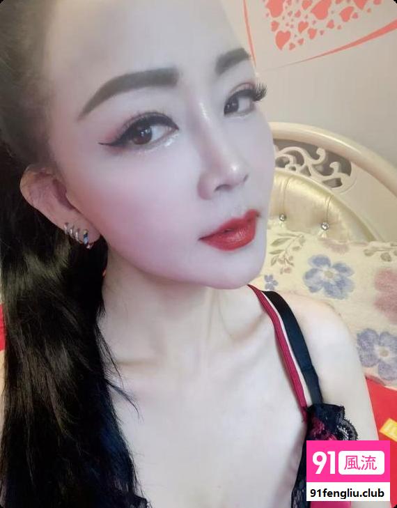花果园妩媚少妇沐子